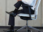 ​Sitting knee march