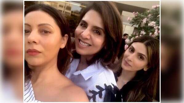 Three beauties in one frame