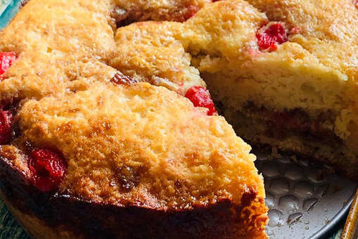 Mascarpone and Cherry Cake