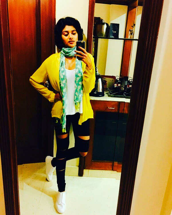 Oviya Helen