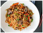 ​Chow mein, China
