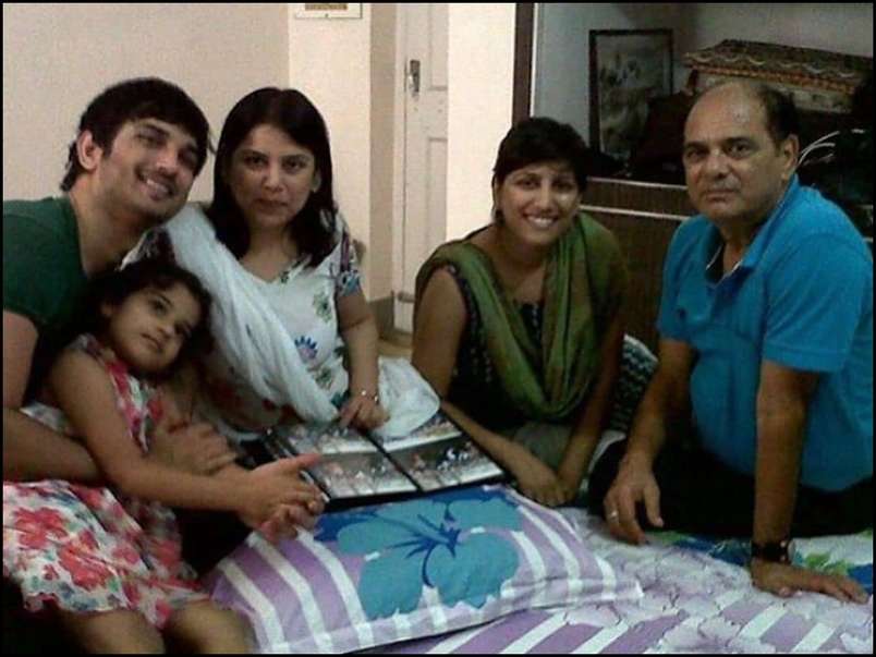 THESE throwback pictures of Sushant Singh Rajput with his family members  will leave you emotional | The Times of India
