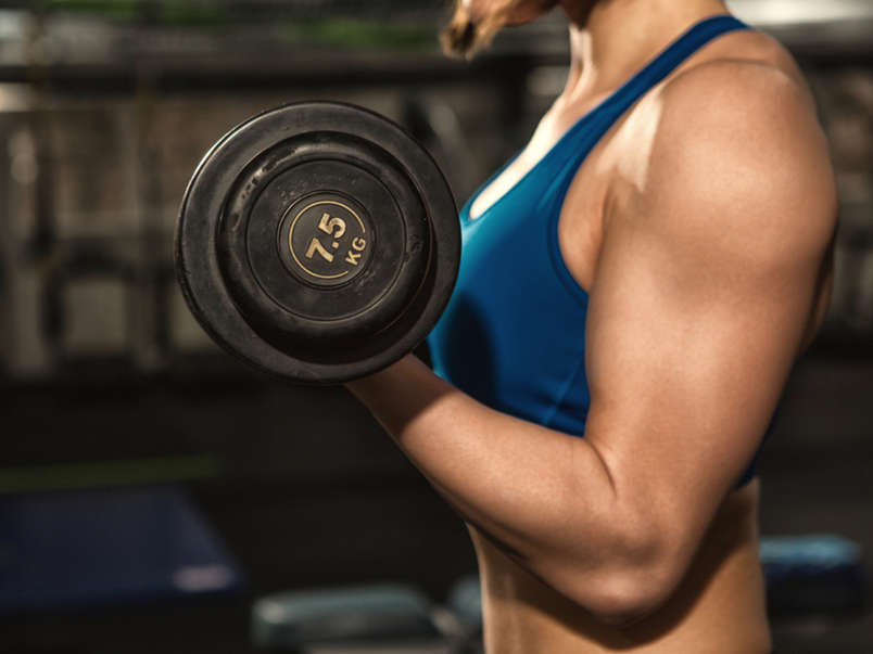 7 Reasons to Lift Weights for Strength Training (2021)