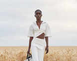 &lsquo;L&rsquo;Amour&rsquo;: Jacquemus SS21 Fashion show in a wheat field