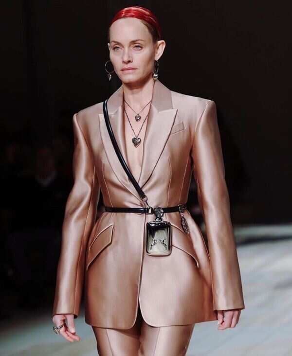 Amber Valletta