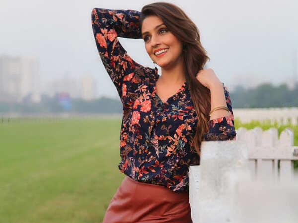 Aarti Chhabria Wallpapers