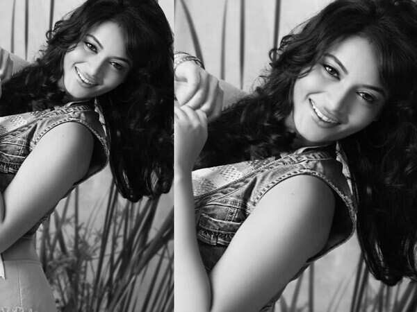 Suja Varunee Stills