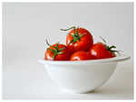 ​Here are a few easy tips to include tomatoes in your meals.