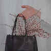 Article image for: <i class="tbold">handbags</i>