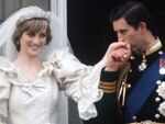 Princess Diana’s wedding gown