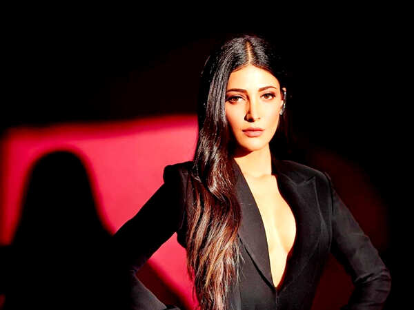 Shruti Haasan Images