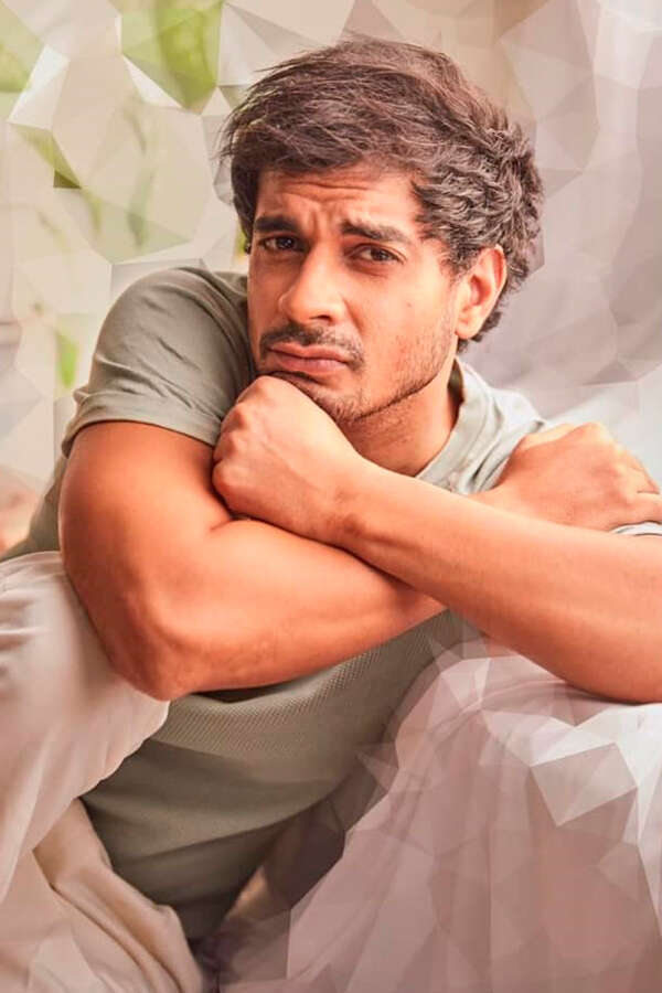 Tahir Raj Bhasin Photos