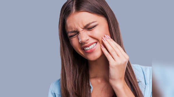 5 natural remedies to relieve toothache