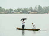 Kashmir Valley receives heavy downpour