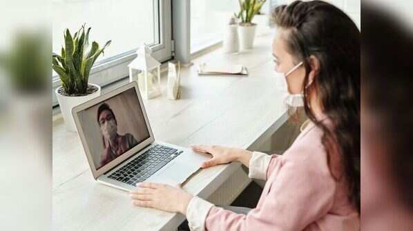 “Online dating can be convenient but it sure isn’t good for the long run”
