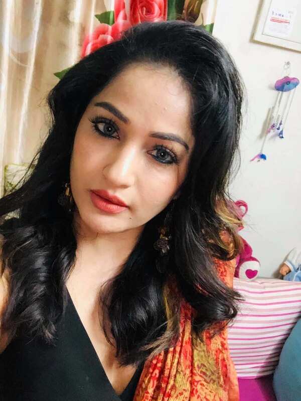 Madhavi Latha Photos