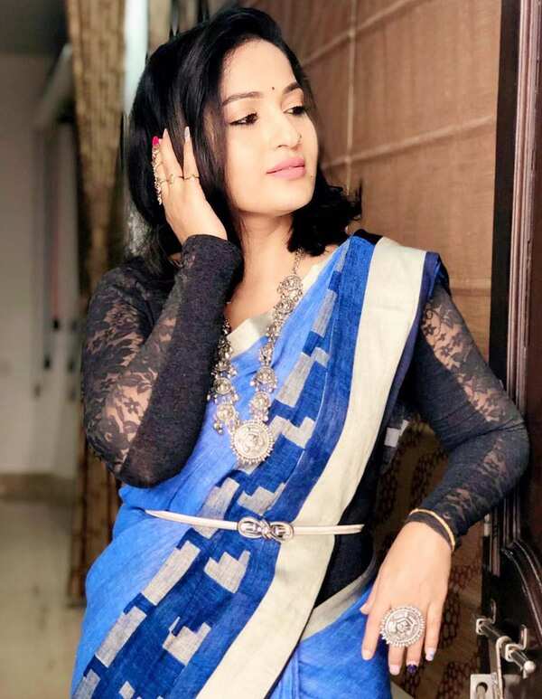 Madhavi Latha Images
