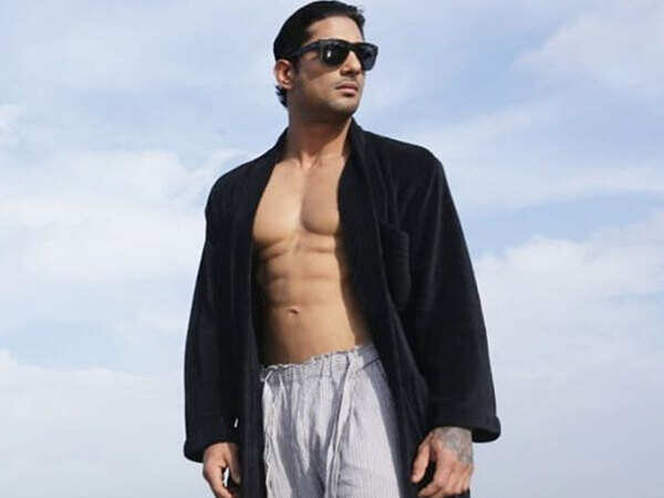 Prateik Babbar Wallpapers