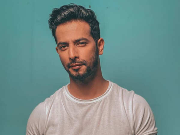 Sehban Azim Pictures