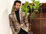 5 cool ways to wear suits like Shahid Kapoor
