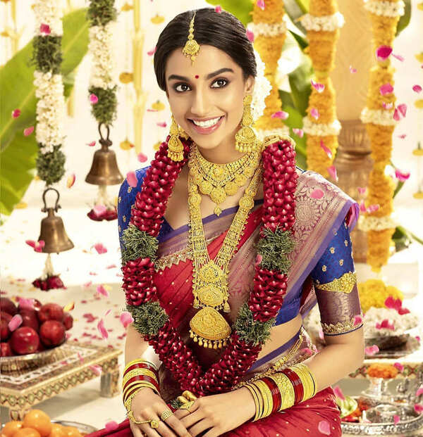 Meenakshii Stills