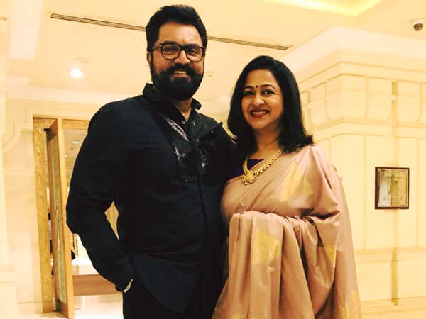 Radikaa Sarathkumar Wallpapers