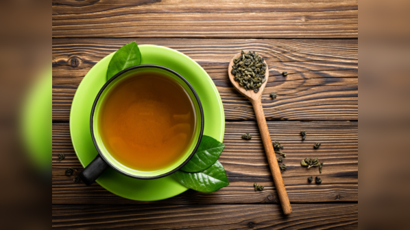 How to make turmeric-cinnamon-green tea for weight loss