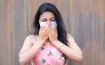​How does COVID-19 impact the sense of smell and taste in the patients?