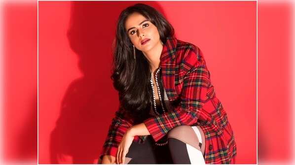 Prachi Tehlan looks ravishing in this stunning red outfit