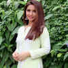 Vinny's (Dheeraj's wife) reaction to his chemistry with Hina Khan