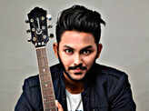 Singer Kumar Sanu's son Jaan Kumar Sanu is the first confirmed contestant in Bigg Boss 14