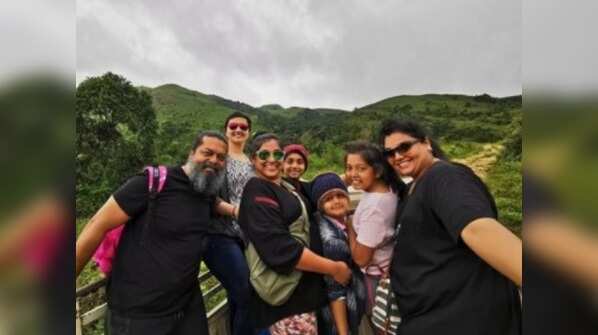 Shalini's quick trip with family friends