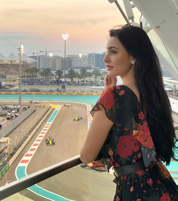 Deana Uppal Images