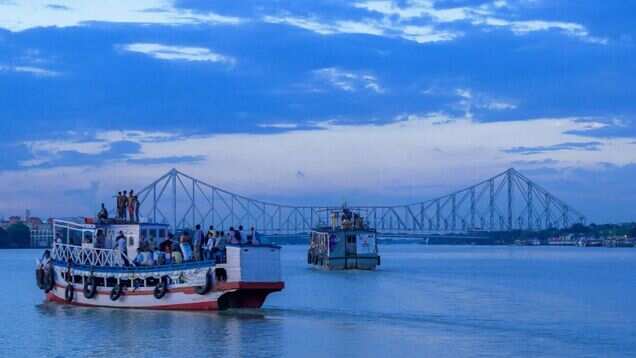 Kolkata: Hop on this stunning 90-min cruise ride on Hooghly river