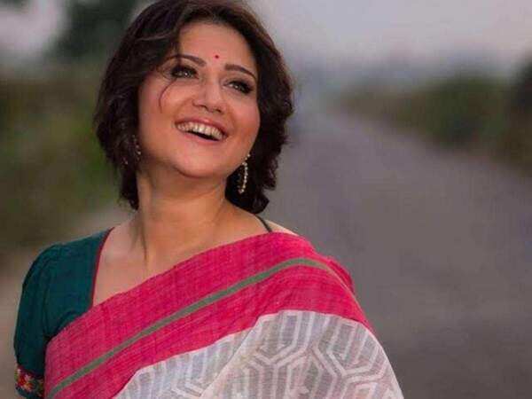 Swastika Mukherjee Photos