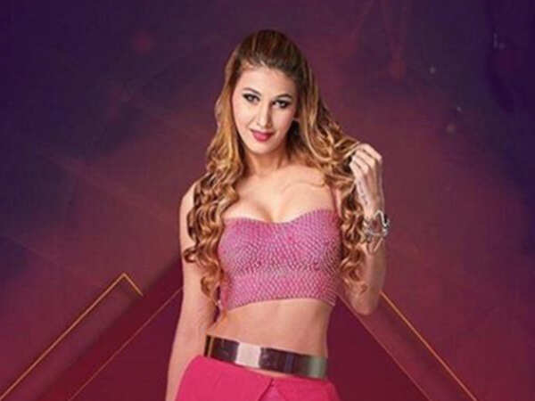 Jasleen Matharu Images