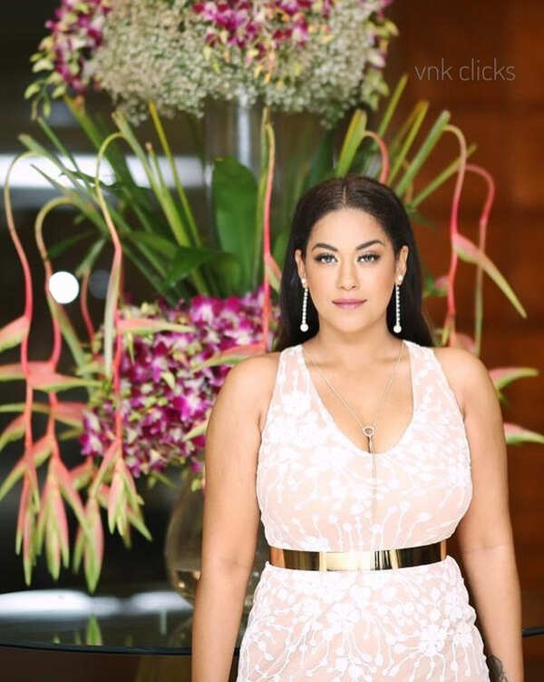 Mumait Khan
