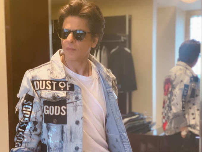 5 ways to wear a denim jacket like Bollywood men | The Times of India