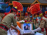 Wreath-laying ceremony of braveheart policeman Altaf Hussain held in Srinagar