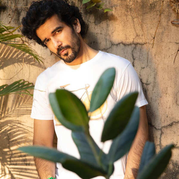 Taher Shabbir Wallpapers