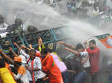 Kolkata: Clashes erupt between West Bengal Police and BJP workers
