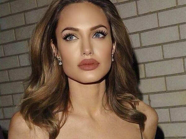 Angelina Jolie