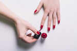 ​Apply your nail polish well