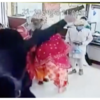 Article image for: Caught on cam! Armed men loot Rs 7 lakh from bank in <i class="tbold">jhajjar</i>