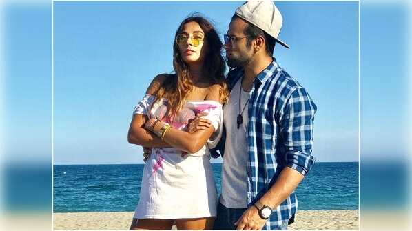 Speculations on Rithvik Dhanjani dating Monica Dogra