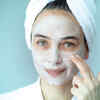 Brightening and de-puffing facial