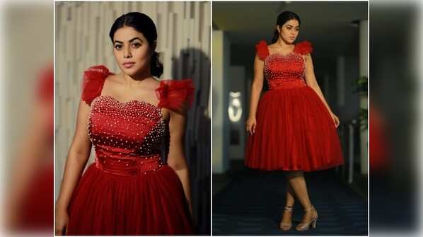 Shamna Kasim is a sight to behold in this red dress