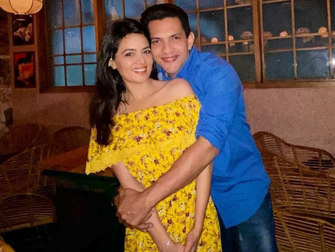 Proposing to girlfriend Shweta Agarwal in Bollywood style to locking Kashmir for honeymoon; Aditya Narayan reveals details about his wedding | The Times of India
