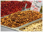 Easy tips to buy right dry fruits