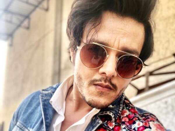 Aniruddh Dave Pictures